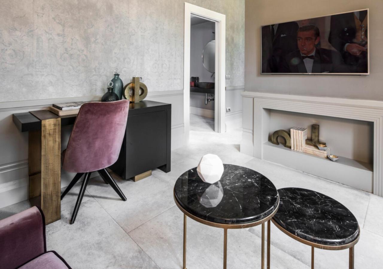 Palazzo Cornalia Hotel Milan Exterior photo Interior of a suite at the hotel