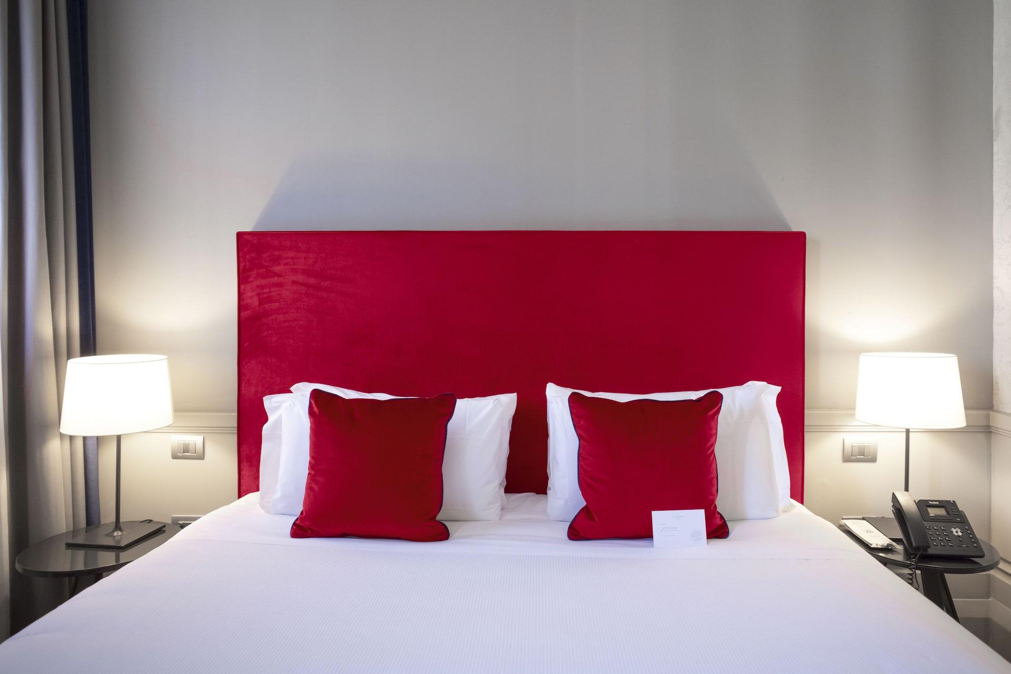Palazzo Cornalia Hotel Milan Exterior photo A room at the hotel