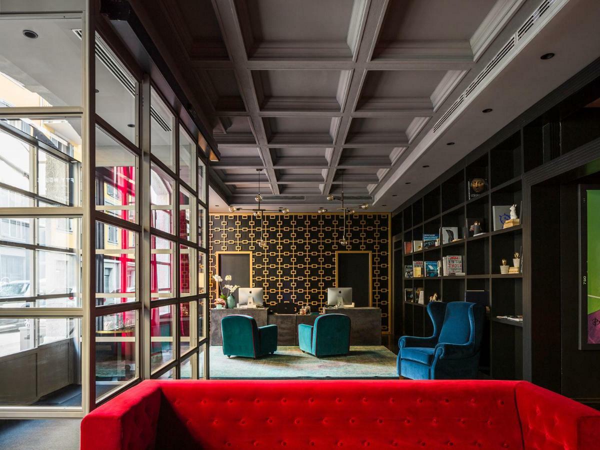 Palazzo Cornalia Hotel Milan Exterior photo The library at the hotel